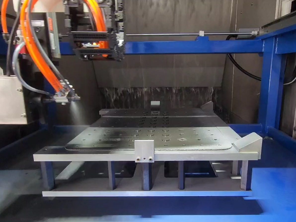 噴漆台-HC3301智慧機器人塗膠機的高品質噴塗效果